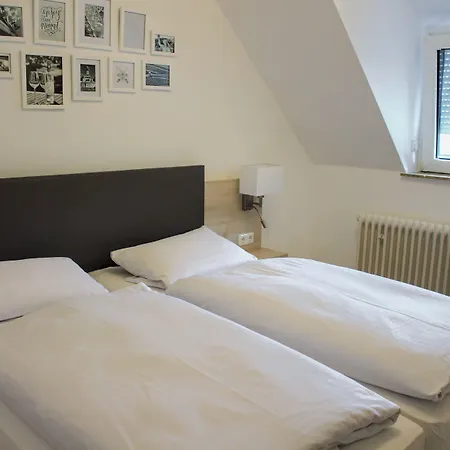 Zum Baeren Otel 4*