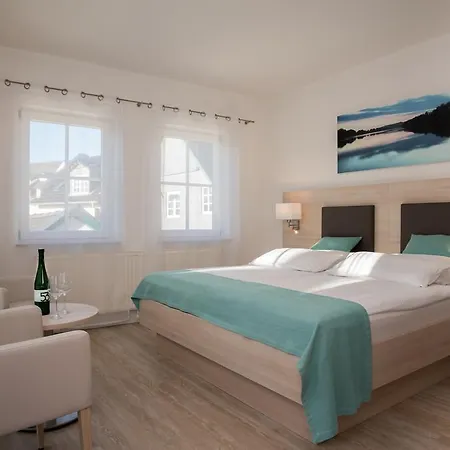 Hotell Zum Bären 4*