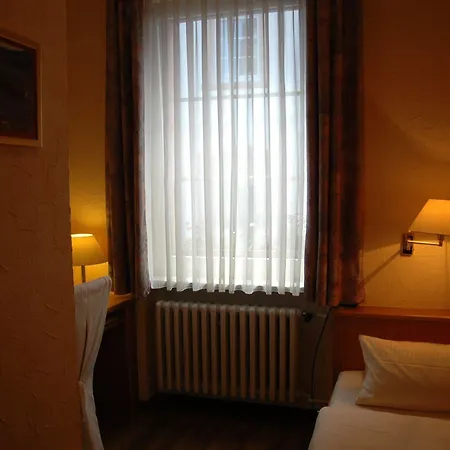 Hotel Zum Baeren 4*