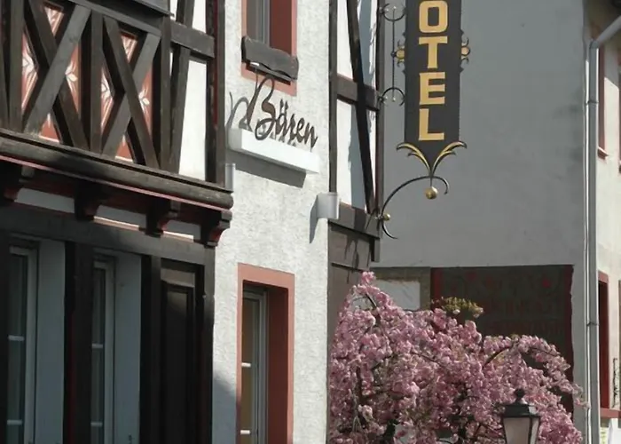 Zum Baeren Hotell