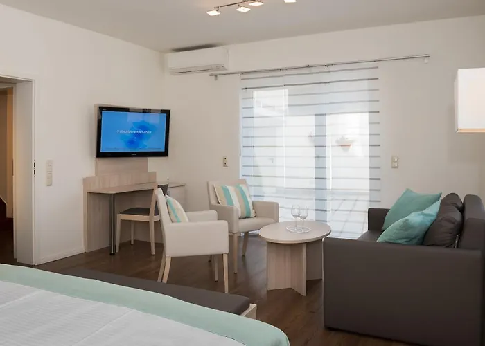 Zum Baeren Hotell 4*