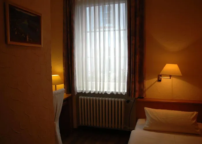 Hotell Zum Baeren 4*