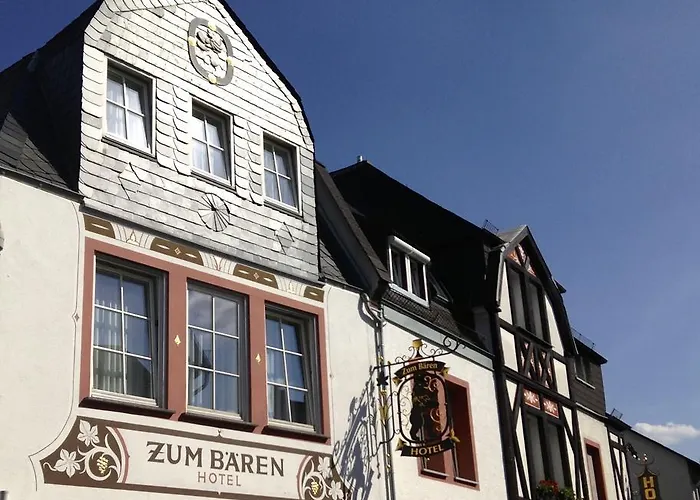 Zum Baeren Hotell 4*